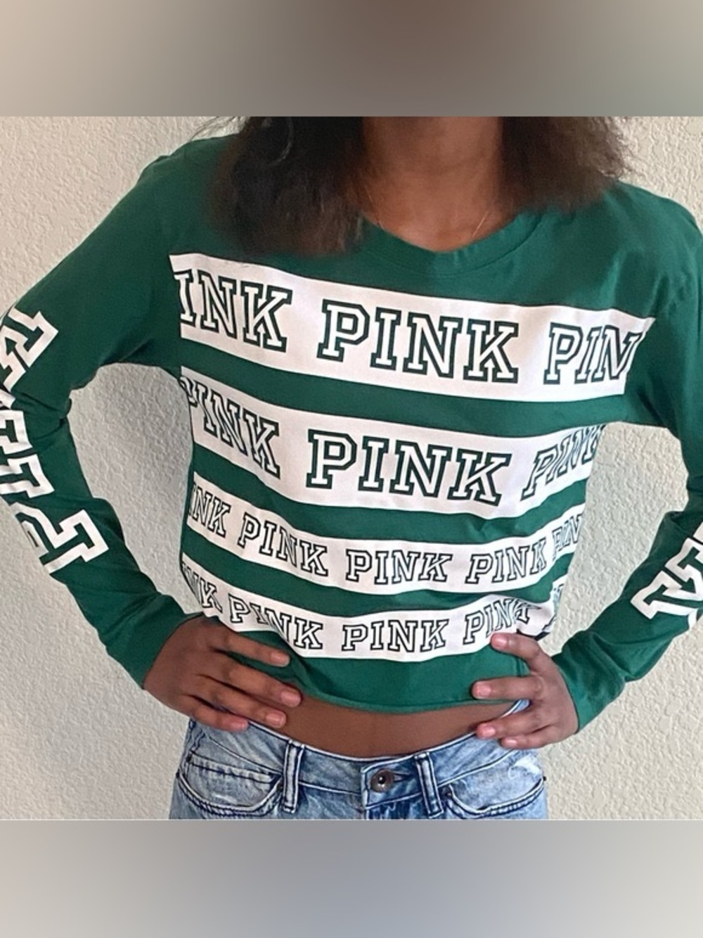 PINK by Victoria’s Secret Green Long Sleeve Striped Spell- Out Crop Top Medium